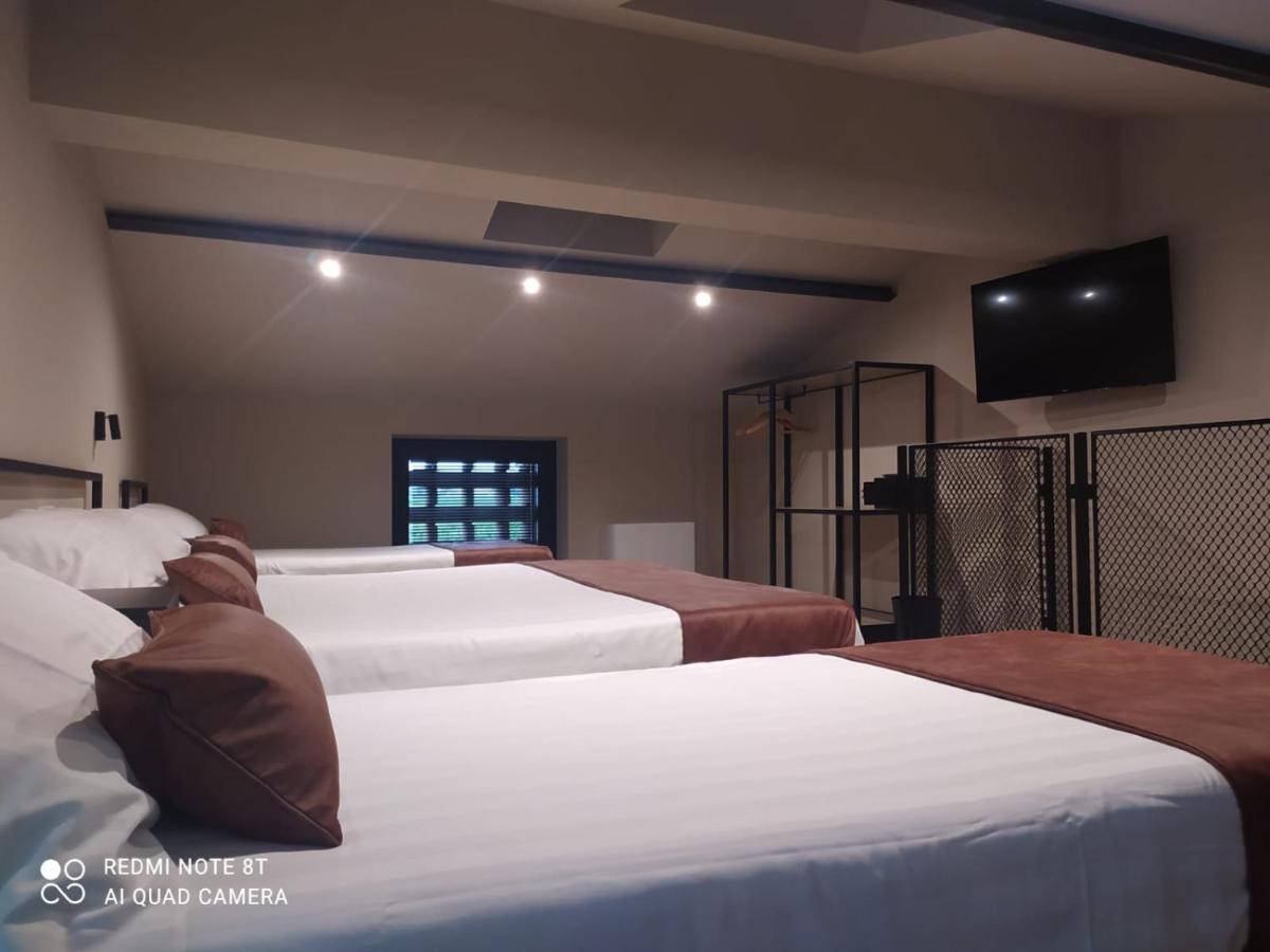 Agriturismo Casa Pezzo 카스텔누보델가다 외부 사진