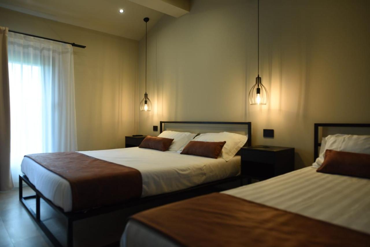 Agriturismo Casa Pezzo 카스텔누보델가다 외부 사진